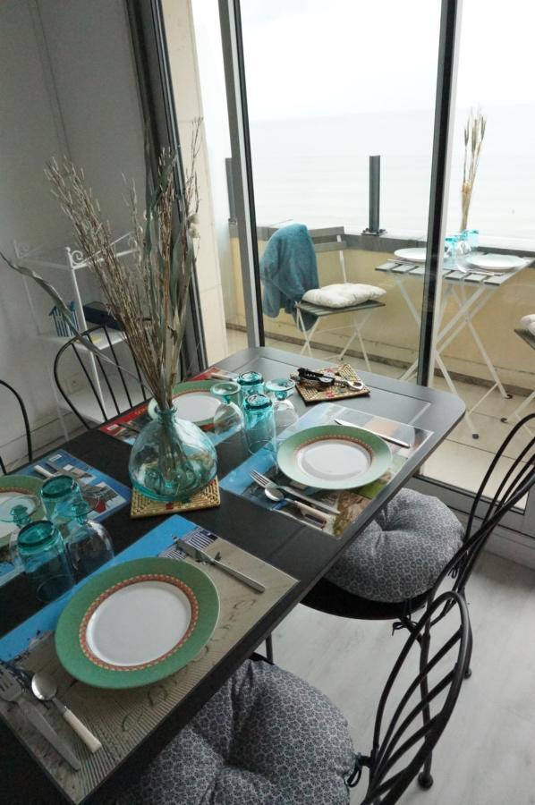 Belle Vie Vue Dominante Mer Et Plage - Appartement 2 A 4 Personnes Cabourg Luaran gambar
