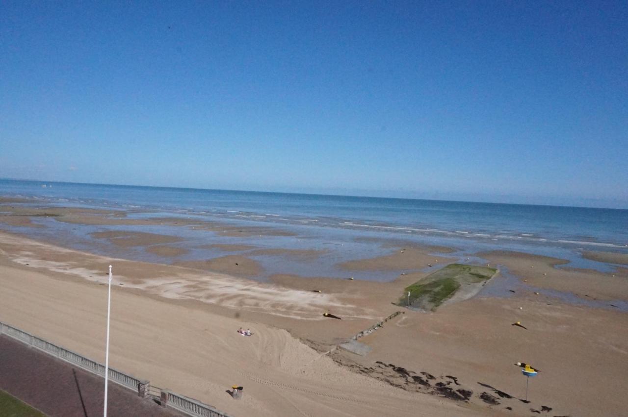 Belle Vie Vue Dominante Mer Et Plage - Appartement 2 A 4 Personnes Cabourg Luaran gambar